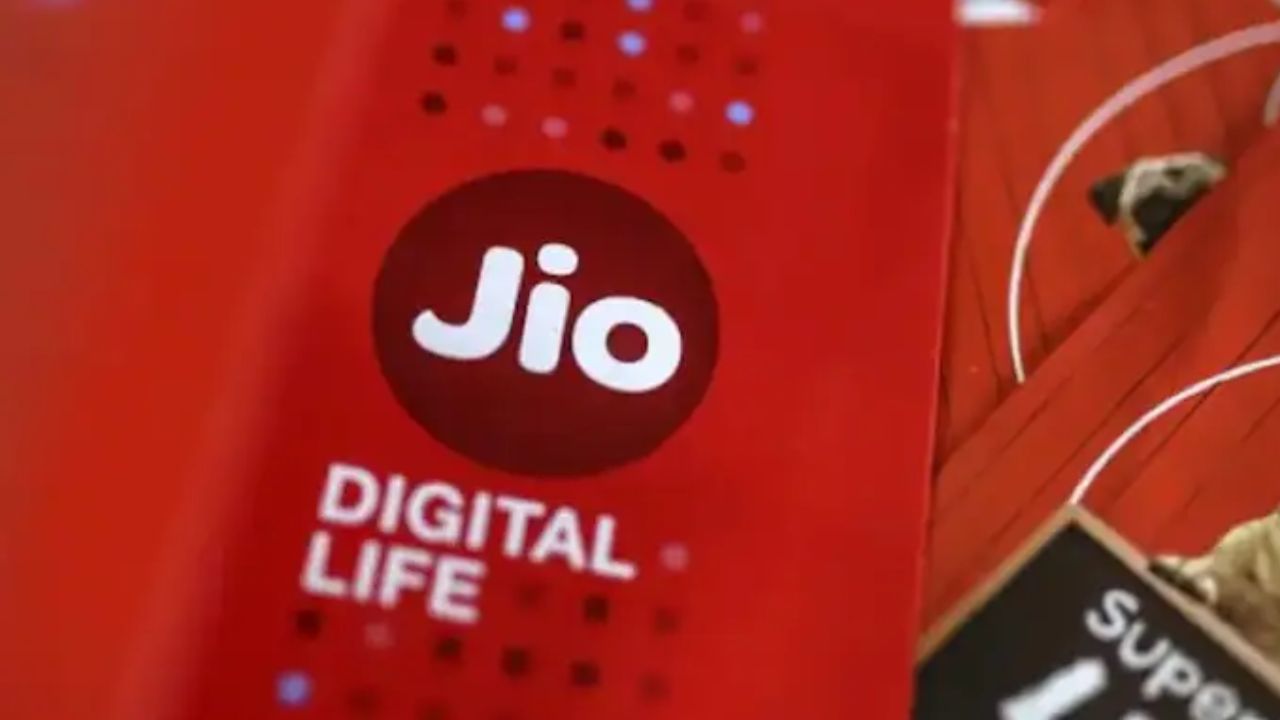 Airtel Jio Prepaid Plans