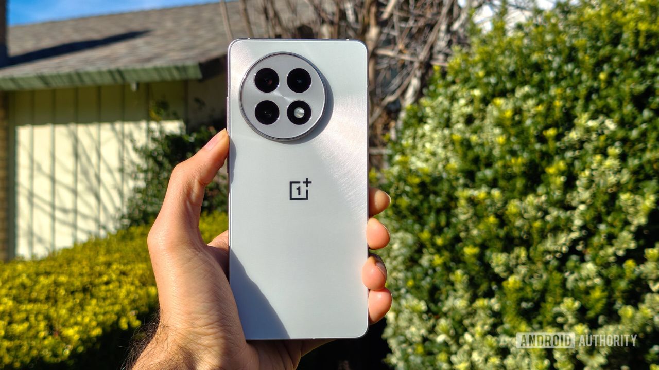 OnePlus 13R At Huge Discount