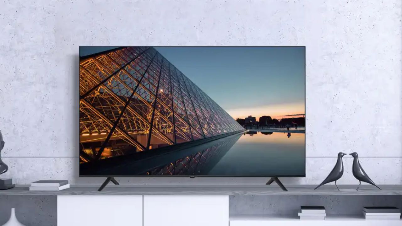 Samsung And LG Affordable Smart TV Priced Under 16000