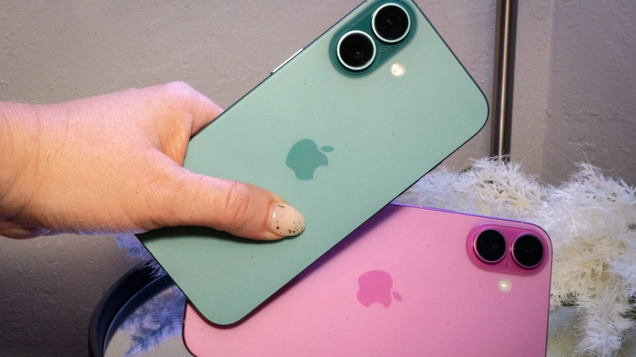 iPhone 16