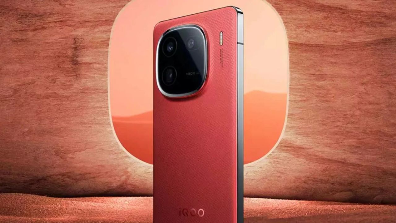 Best iQOO Smartphone Deals In Great Indian Festival Sale