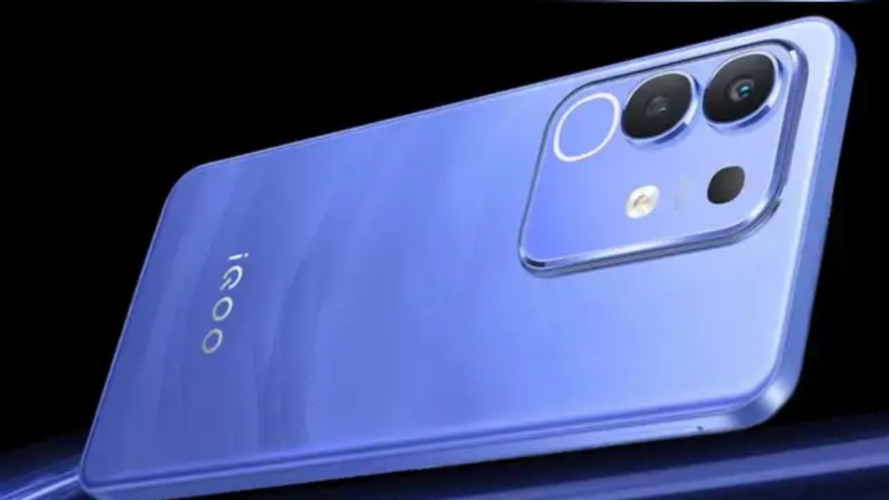Best iQOO Smartphone Deals In Great Indian Festival Sale