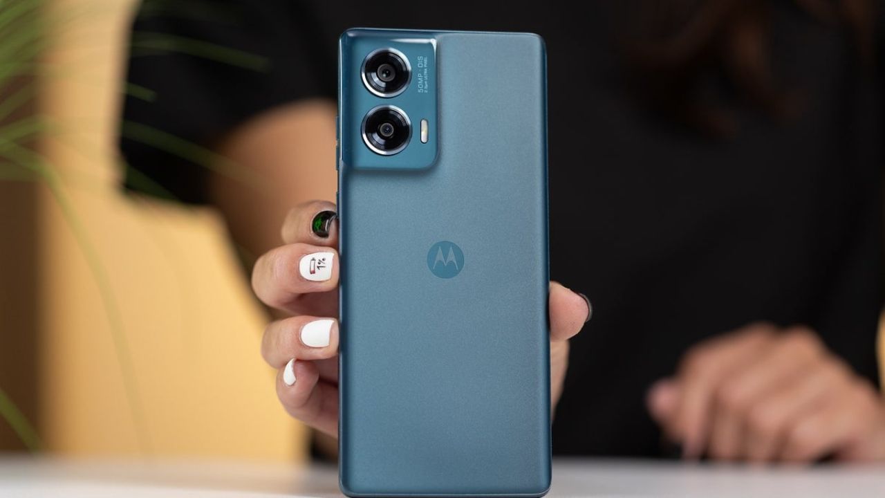 Motorola Best 32MP Selfie Camera Phones