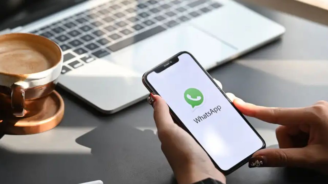 WhatsApp New Status Reshare Control Feature Apdate